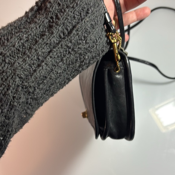 Coach | Vintage NYC 70s/80s Dinky #9375 in Black/Blavey? with double strap - Picture 9 of 16